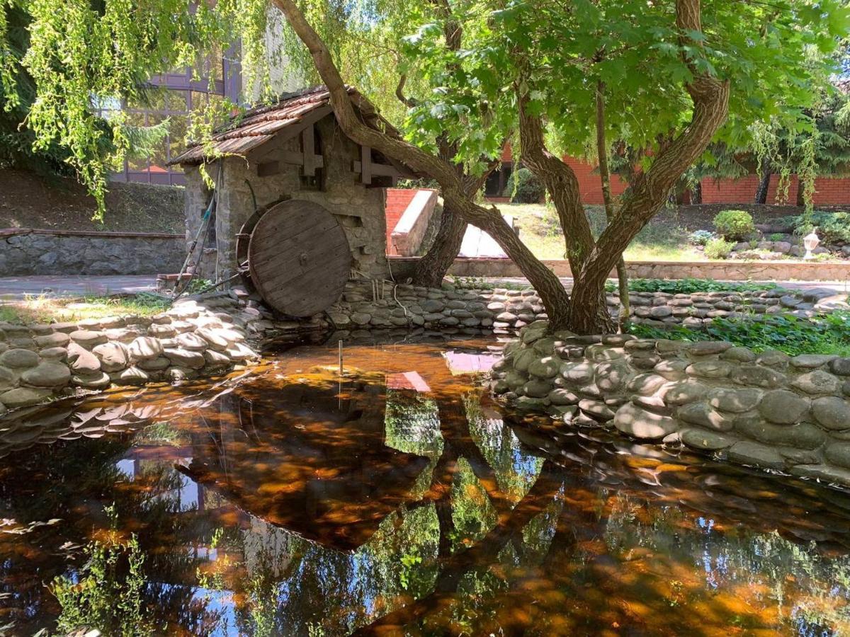 Hotel Complex Lenivaya Vera Novaki المظهر الخارجي الصورة